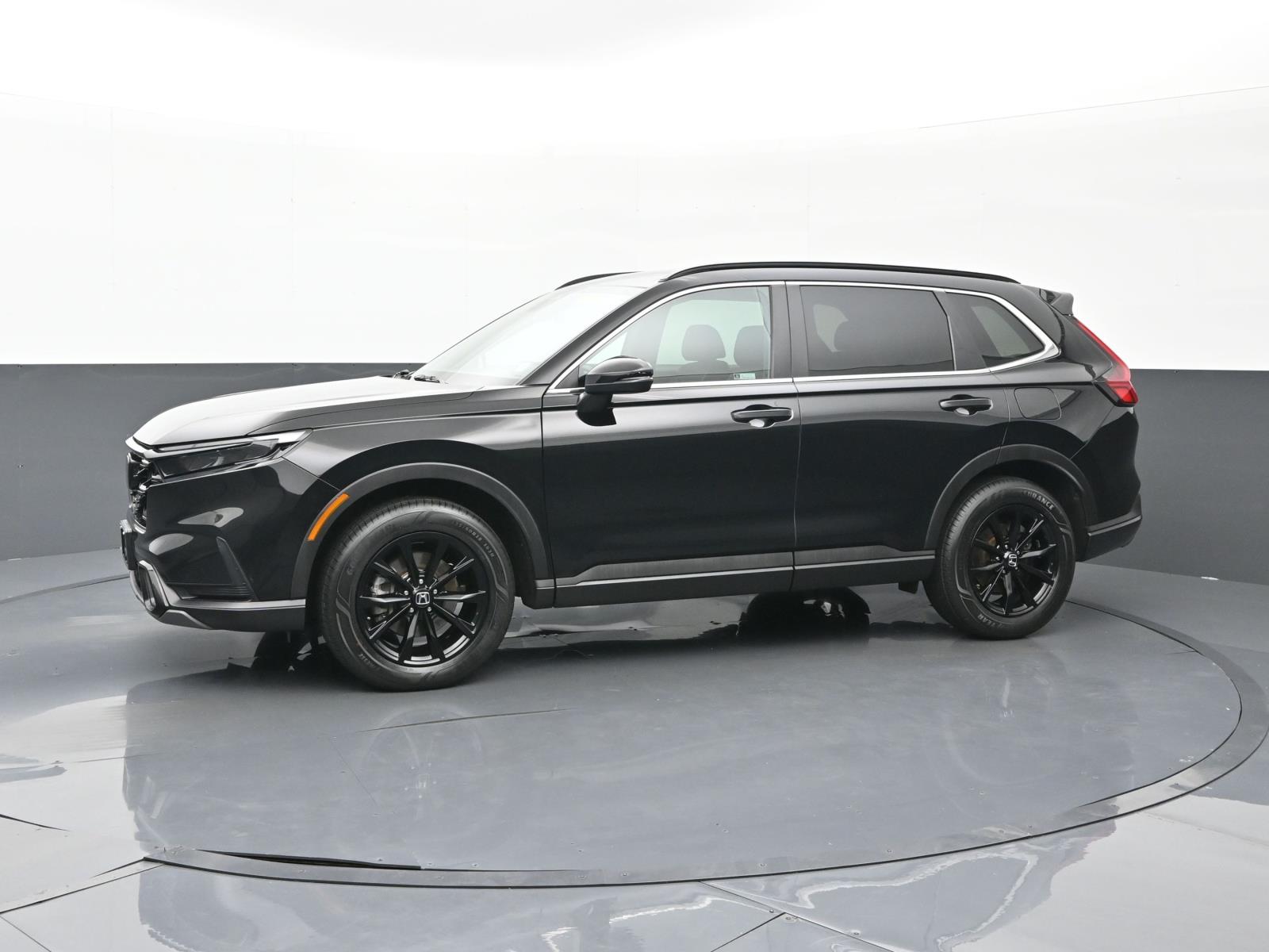 2023 Honda CR-V Hybrid Sport photo 2