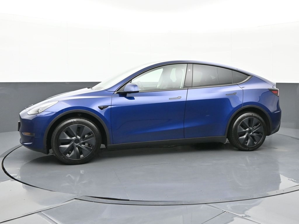 Used 2024 Tesla Model Y Long Range with VIN 7SAYGDED3RF214080 for sale in Saint James, NY