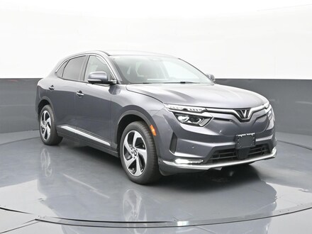 2025 VinFast VF 8 ECO AWD 87.7 KWH Sport Utility