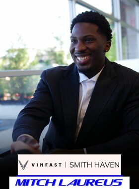 Staff member Mitch Laureus from 5016b82a4631