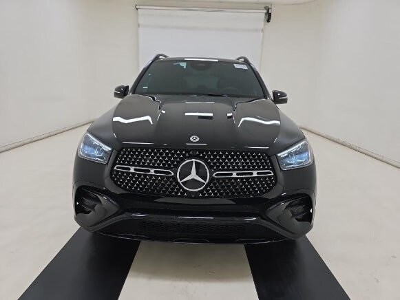 2024 Mercedes Benz GLE 450 4MATIC photo 3