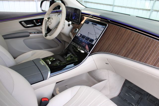 2023 Mercedes-Benz EQS SUV Base - Photo 12