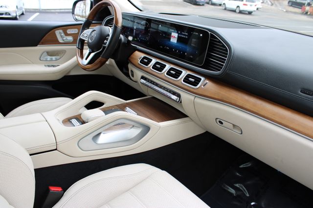 2022 Mercedes-Benz GLS GLS450 - Photo 11
