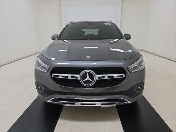 2022 Mercedes Benz GLA 250 photo 3