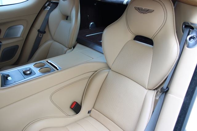 2012 Aston Martin Rapide Base - Photo 11
