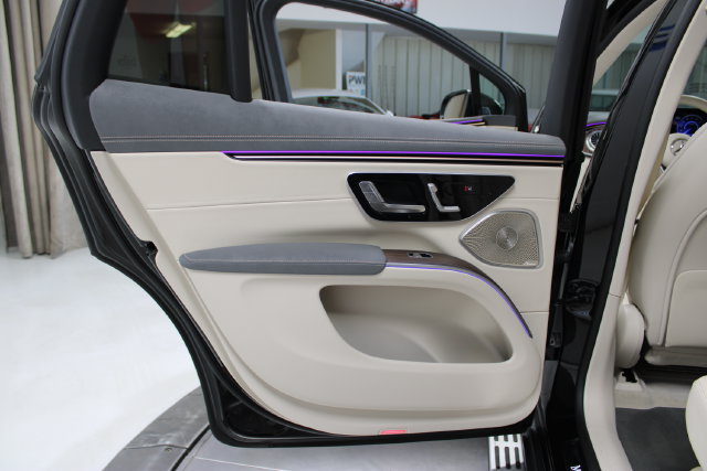2023 Mercedes-Benz EQS SUV Base - Photo 30
