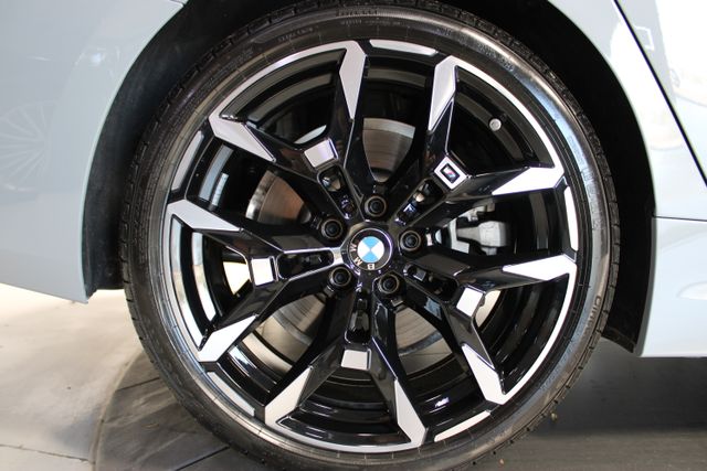 2026 BMW 3 Series 330i - Photo 35