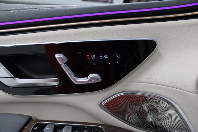 2023 Mercedes-Benz EQS SUV Base - Photo 20