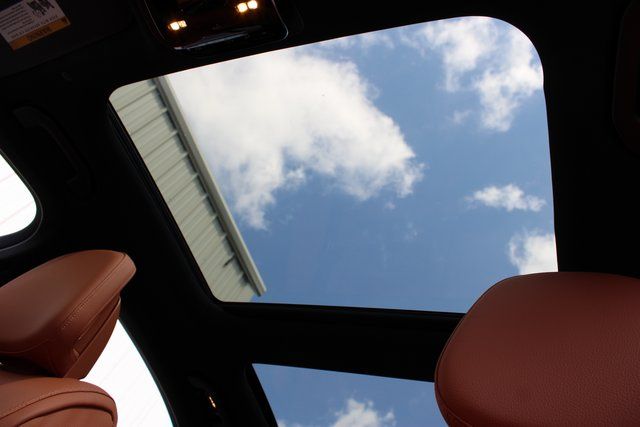 2024 Mercedes-Benz C-Class Sedan C 300 - Photo 20