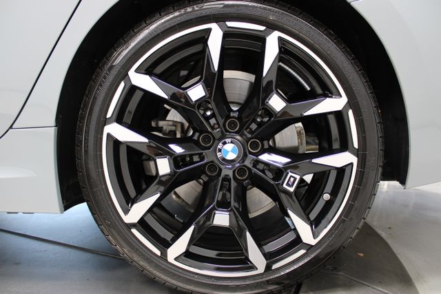 2026 BMW 3 Series 330i - Photo 34