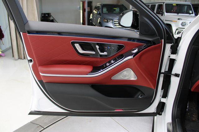 2025 Mercedes-Benz S-Class S 580 - Photo 46