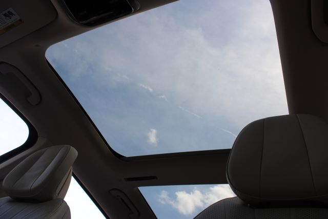 2023 Mercedes-Benz EQS SUV Base - Photo 19
