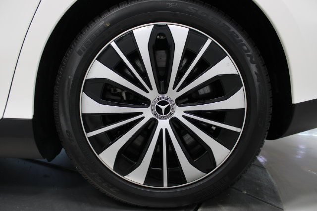 2023 Mercedes-Benz EQE Base - Photo 29
