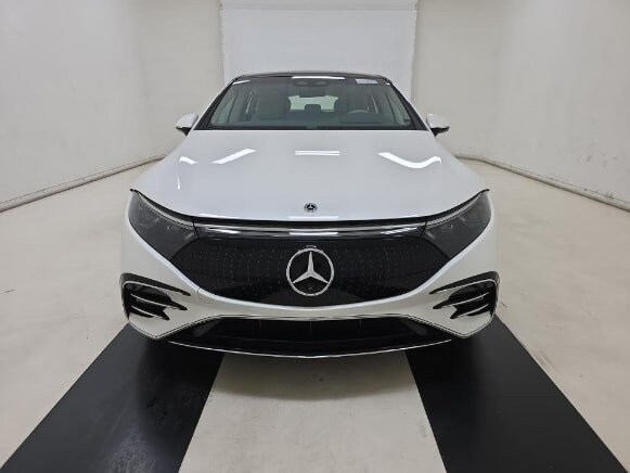 2023 Mercedes Benz EQS Sedan 580 4MATIC photo 3