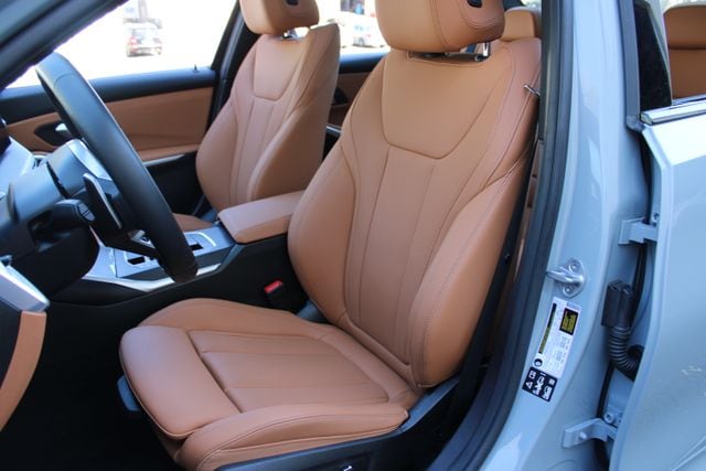 2026 BMW 3 Series 330i - Photo 9
