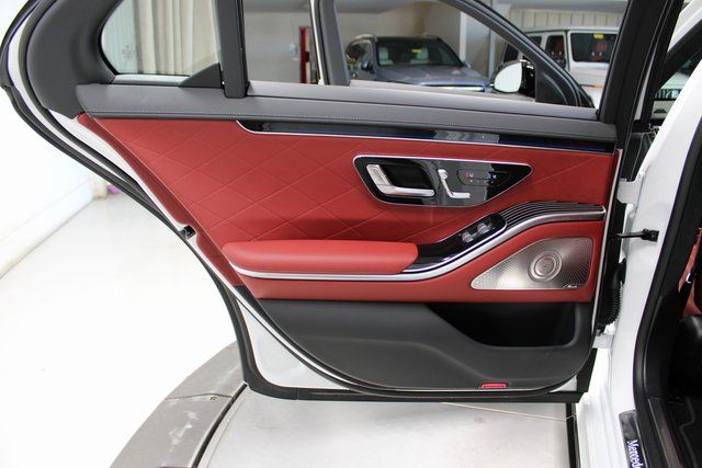 2025 Mercedes-Benz S-Class S 580 - Photo 47