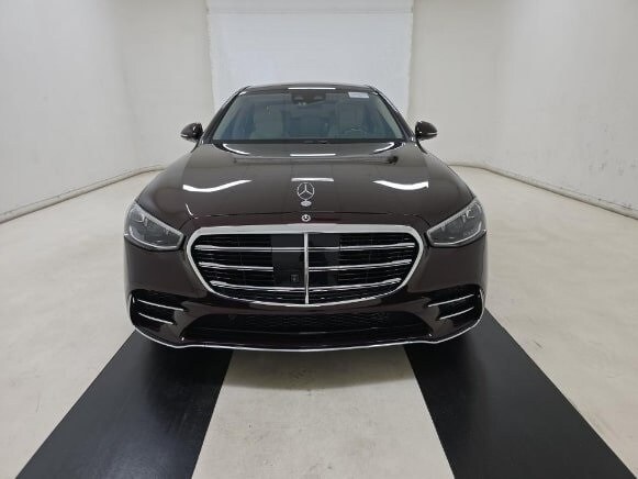 2022 Mercedes Benz S 580 4MATIC AMG photo 3