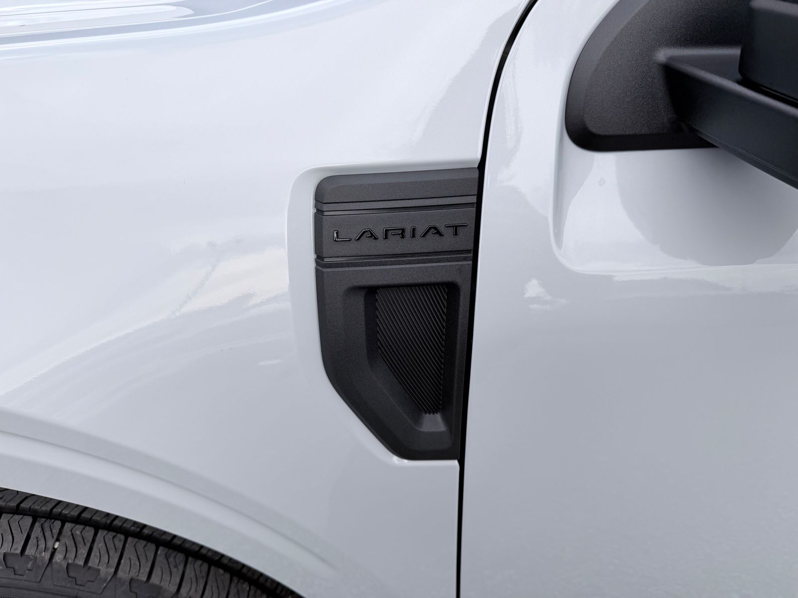 2025 Ford Maverick Lariat - Photo 8
