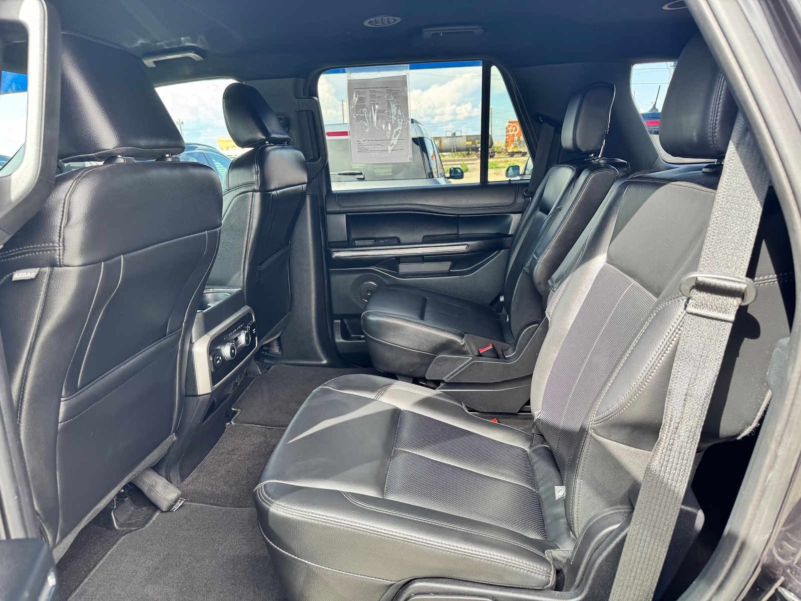 2021 Ford Expedition XLT - Photo 24