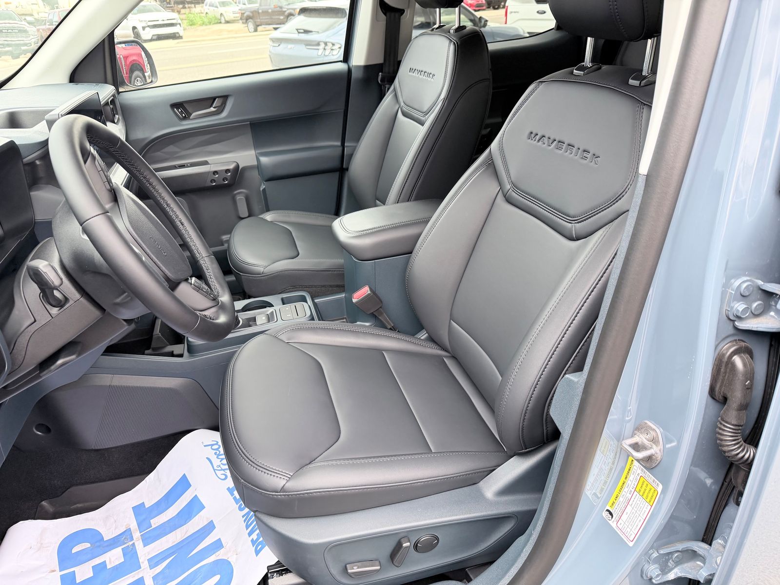2025 Ford Maverick Lariat - Photo 12