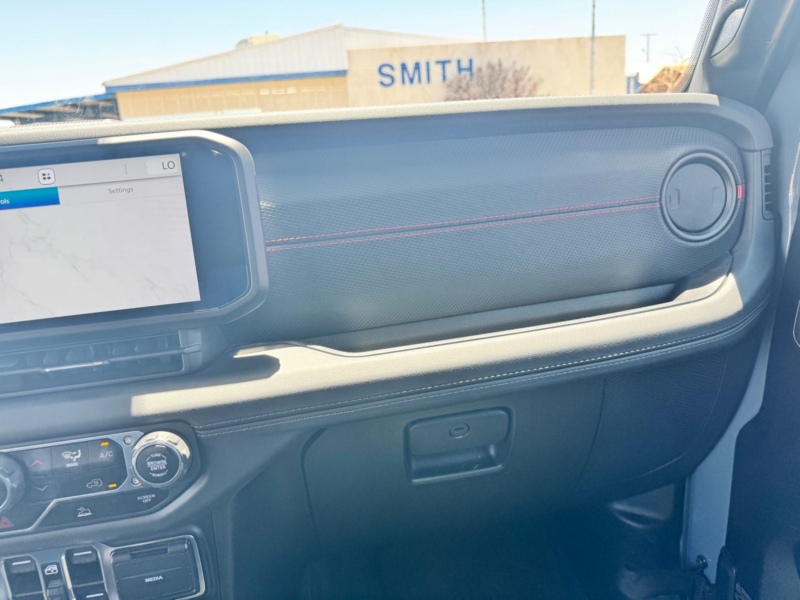 2024 Jeep Wrangler 4-Door Rubicon - Photo 20