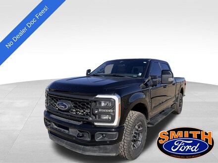 2023 Ford F-250SD Lariat Truck