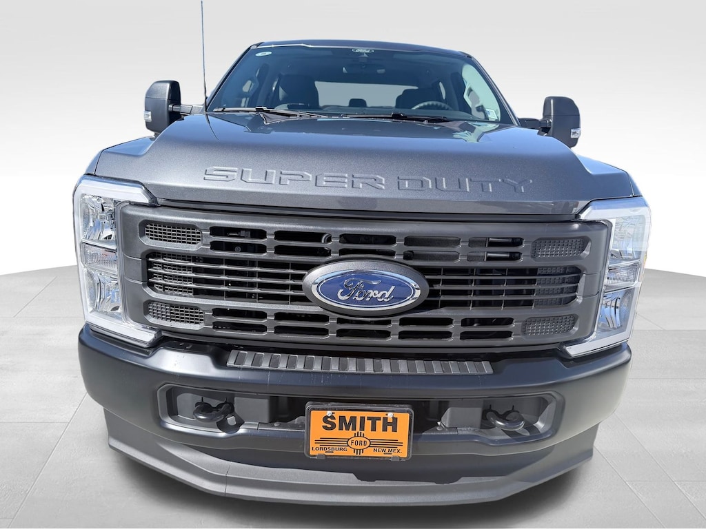 2026 Ford F-350 XL photo 2