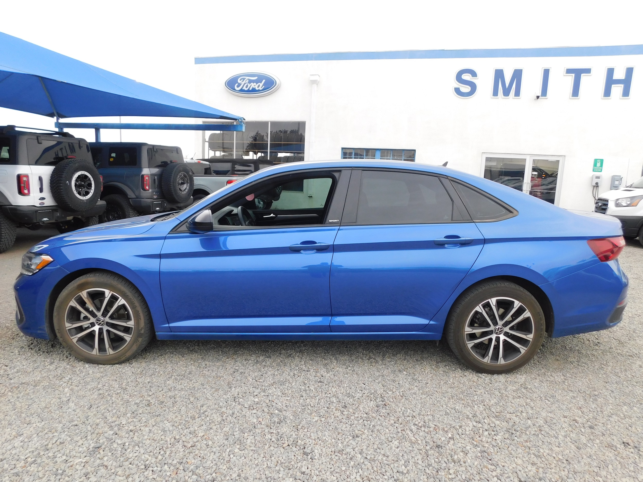 Used 2023 Volkswagen Jetta Sport with VIN 3VWAM7BU1PM047950 for sale in Lordsburg, NM