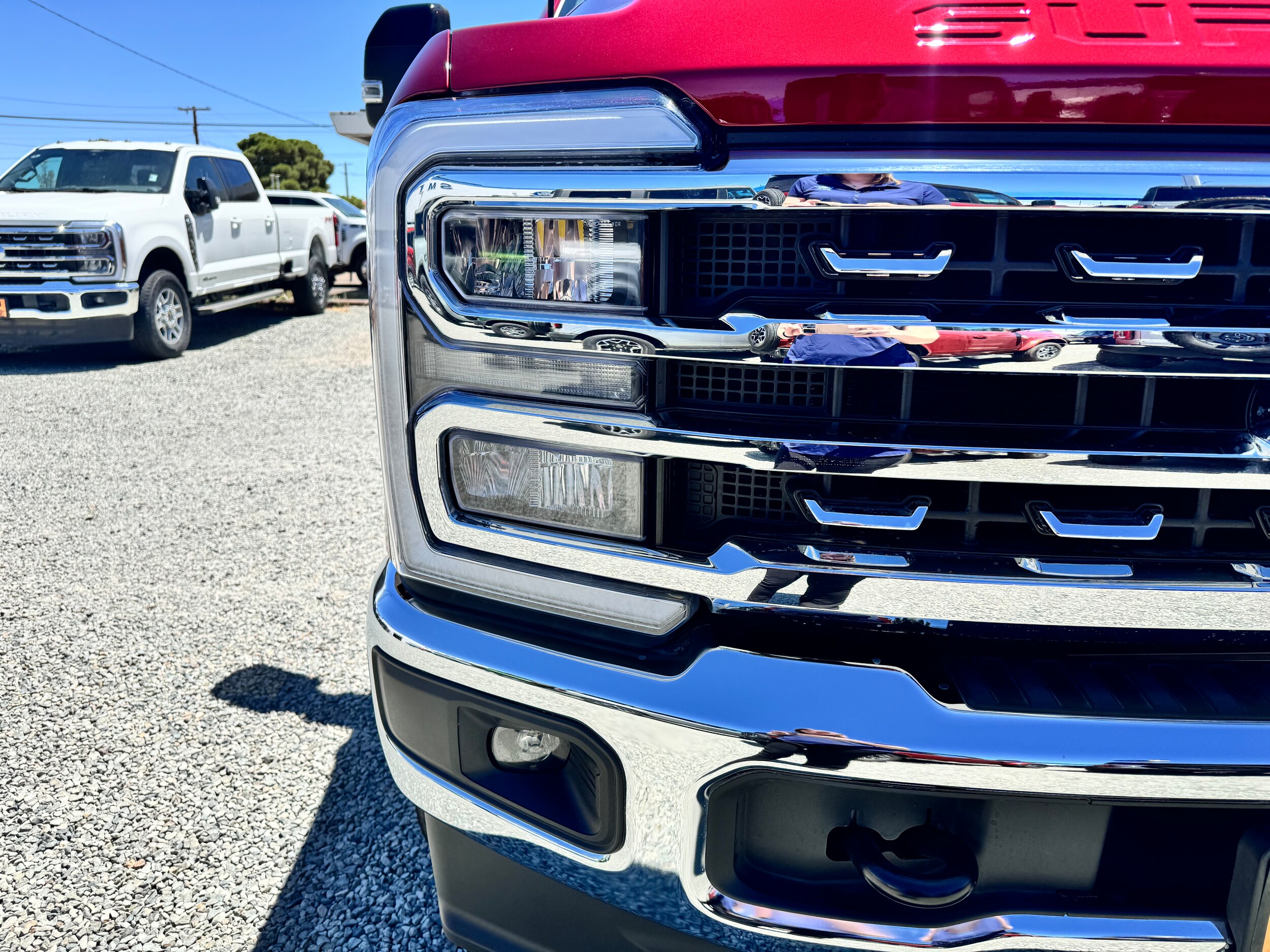 2025 Ford F-250 Lariat photo 4