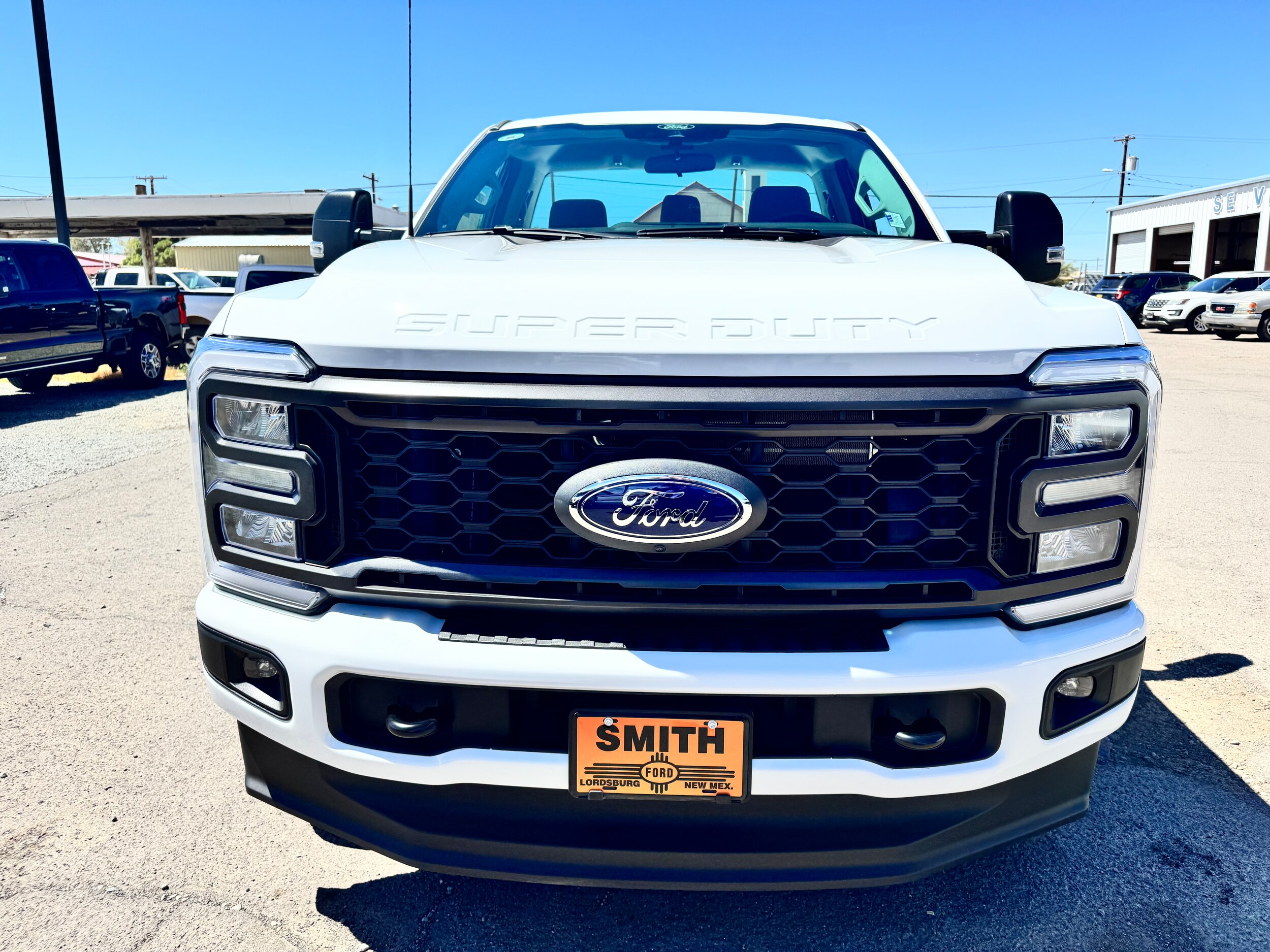 2025 Ford F-350 XL photo 2