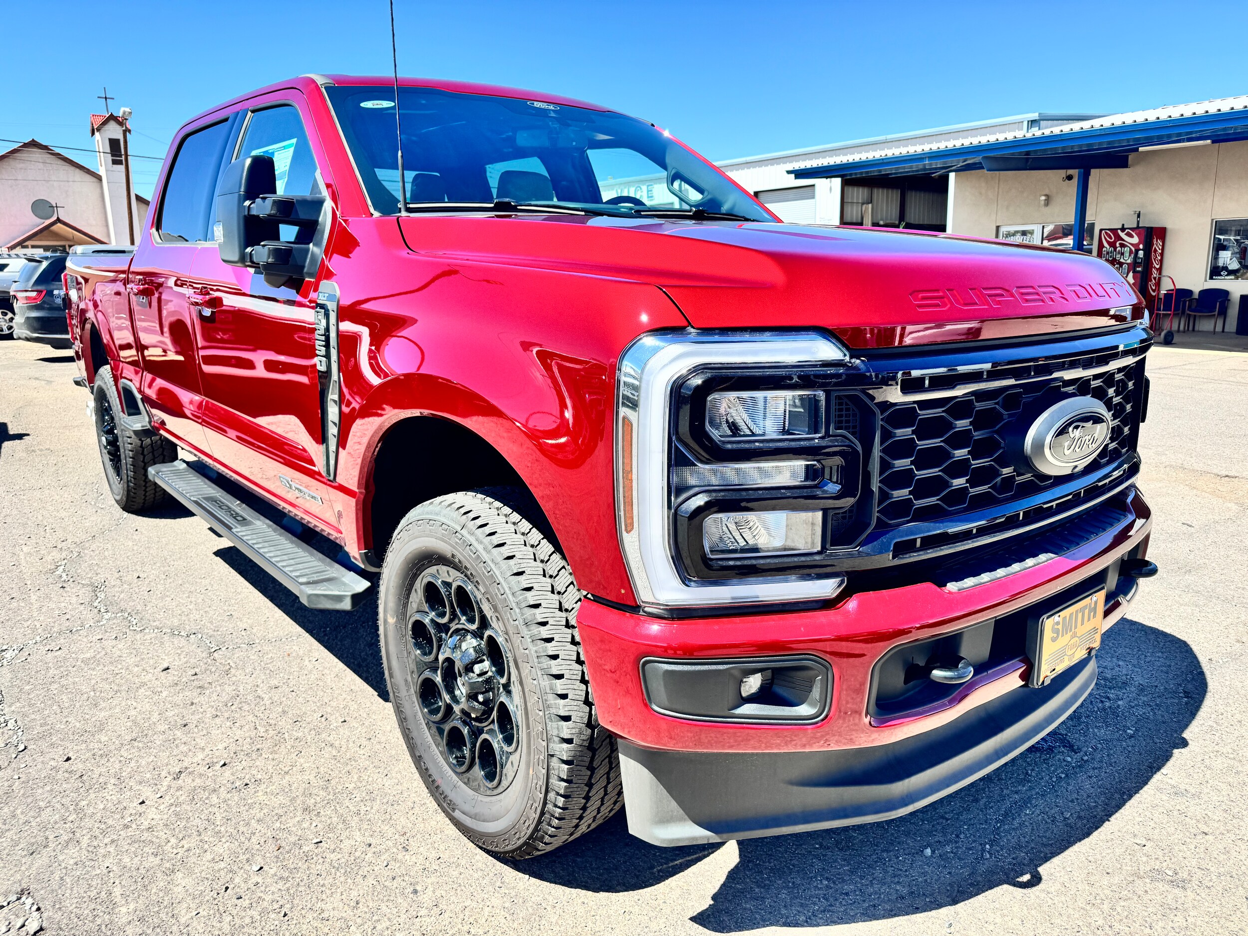 2025 Ford F-250 photo 3