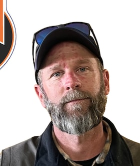 Staff member Lee Robertson from ID_9ed677