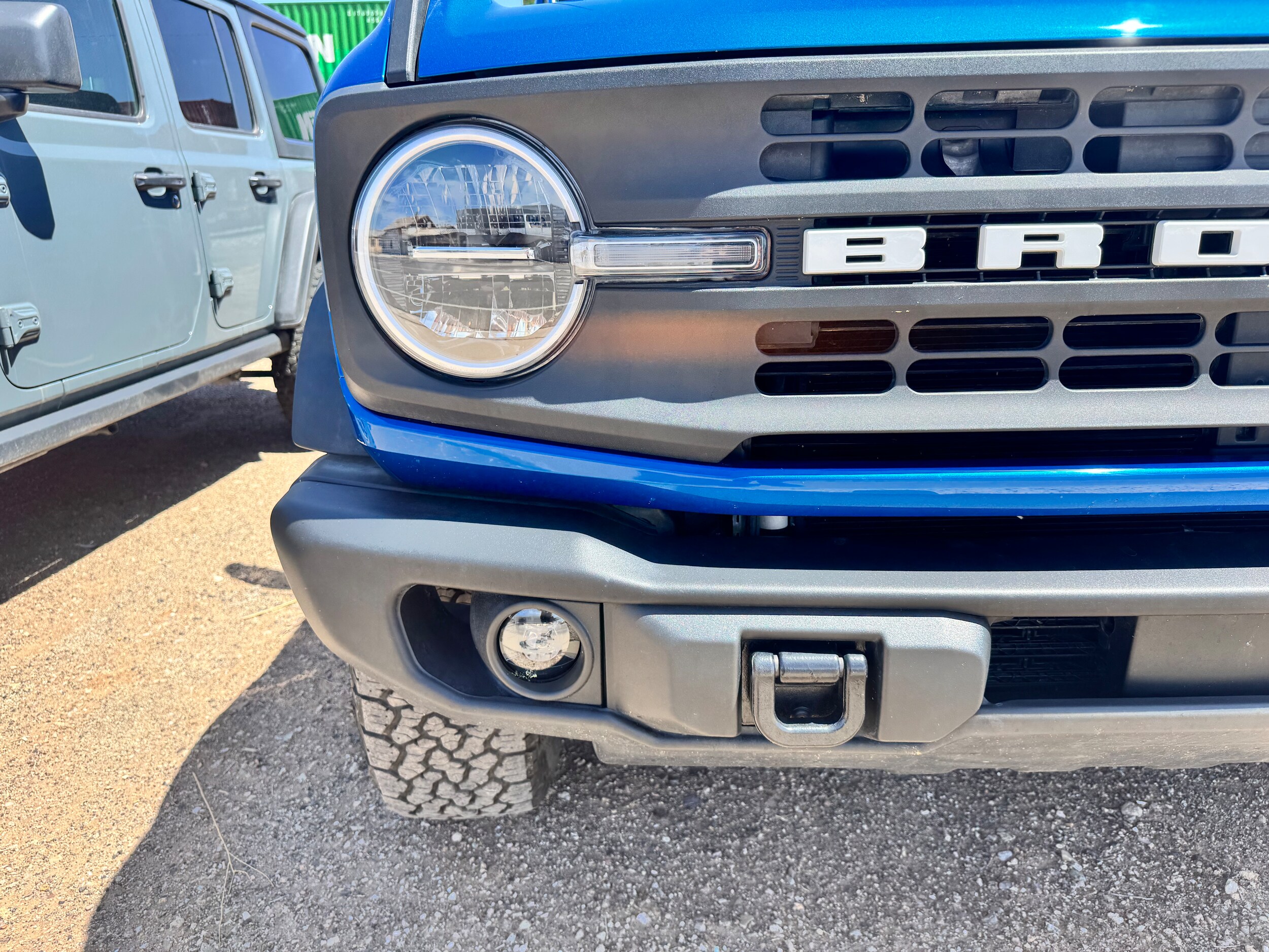 2023 Ford Bronco Black Diamond photo 4
