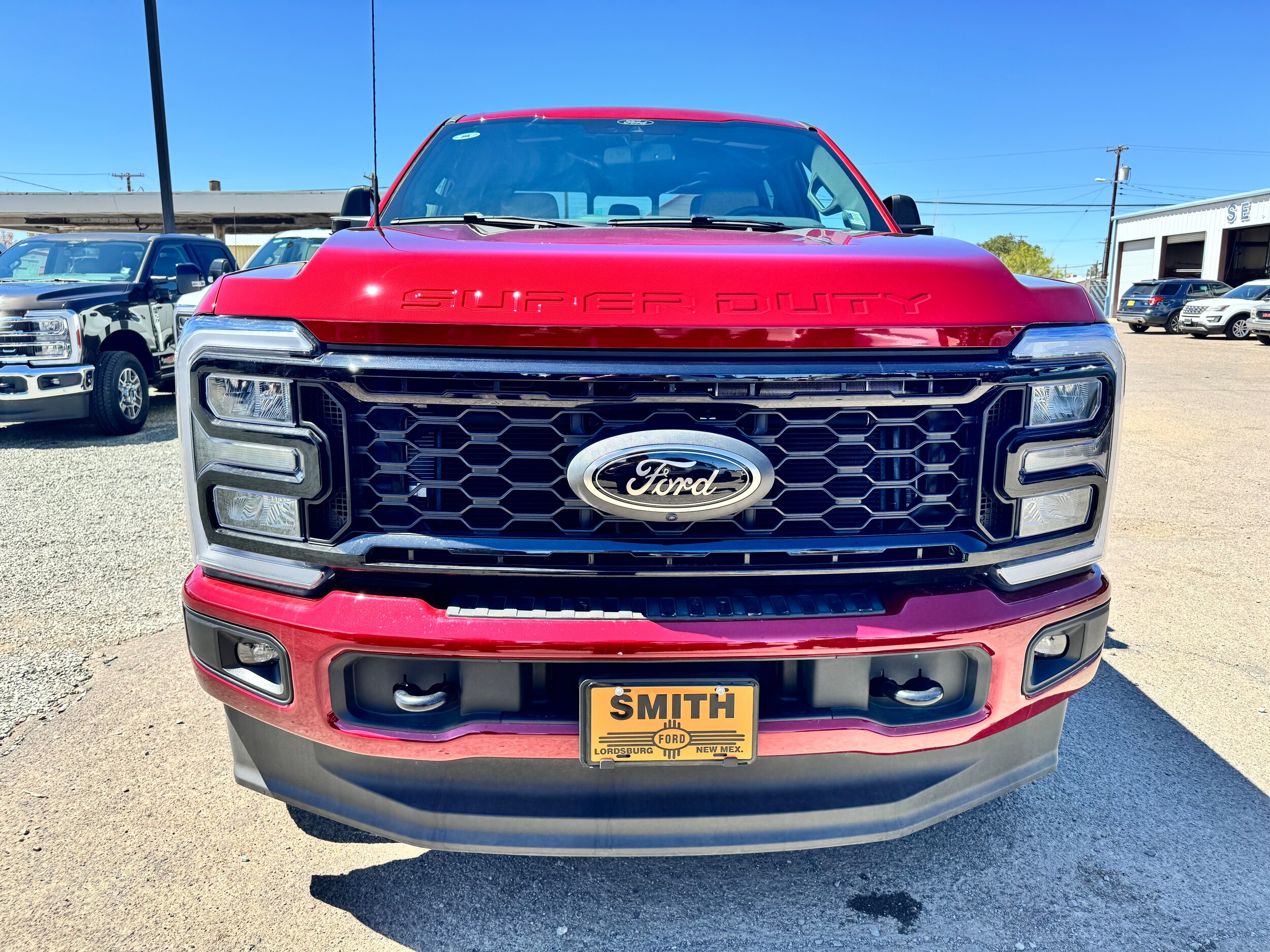 2025 Ford F-250 photo 2