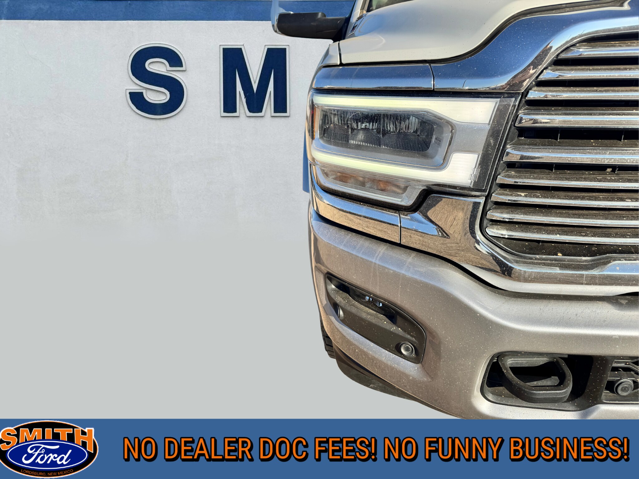 2021 Ram 3500 Laramie photo 4