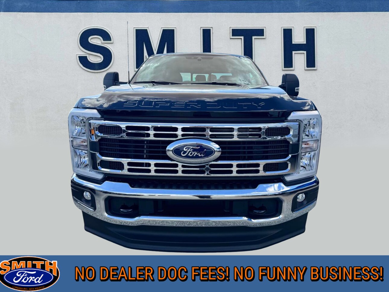 2025 Ford F-350 XLT photo 2