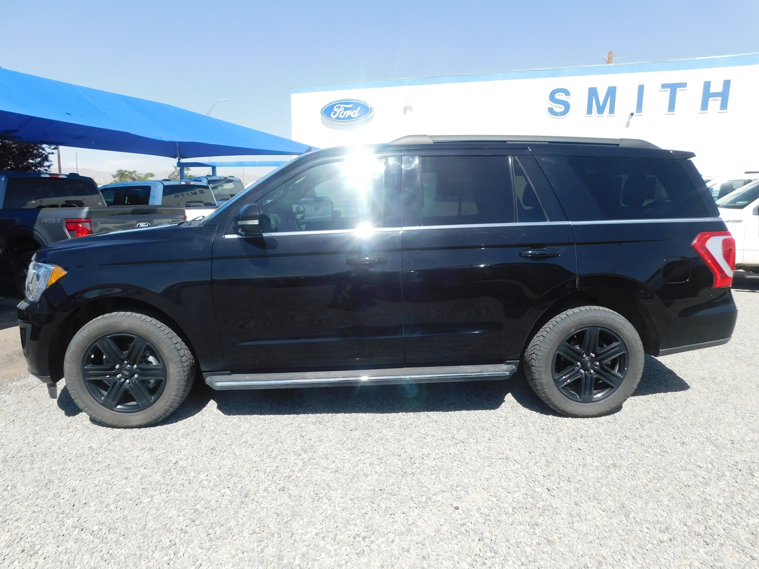 Used 2021 Ford Expedition XLT with VIN 1FMJU1HTXMEA01982 for sale in Lordsburg, NM