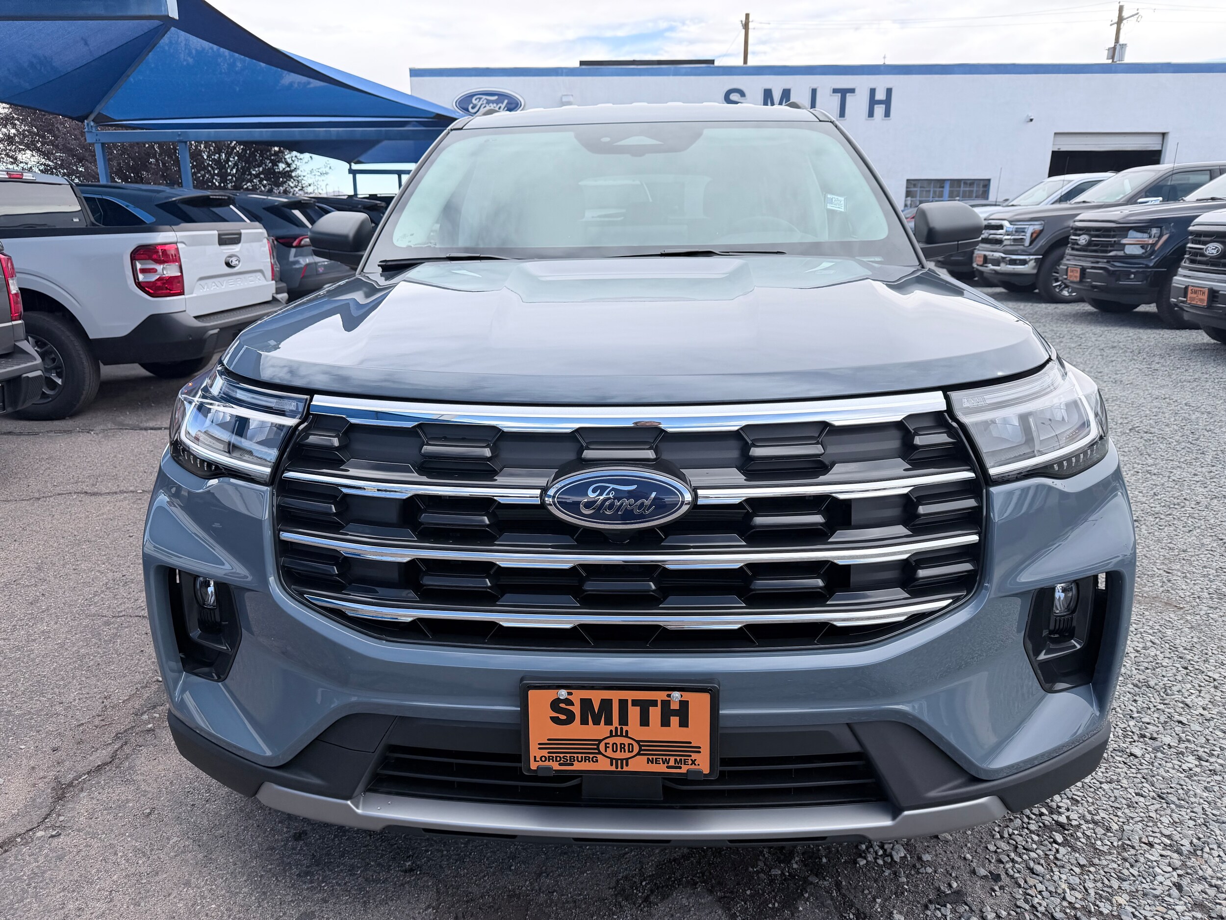 2026 Ford Explorer photo 2