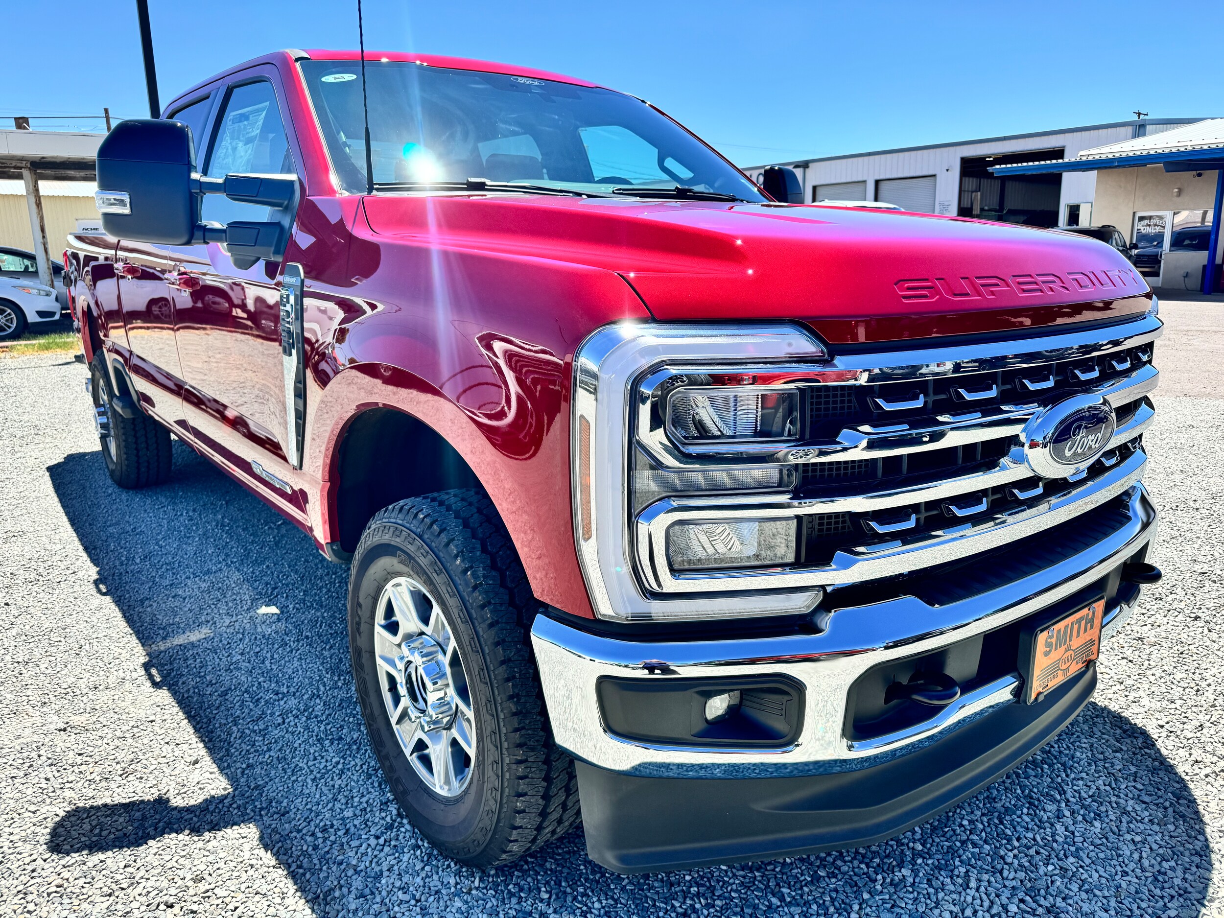 2025 Ford F-250 Lariat photo 3