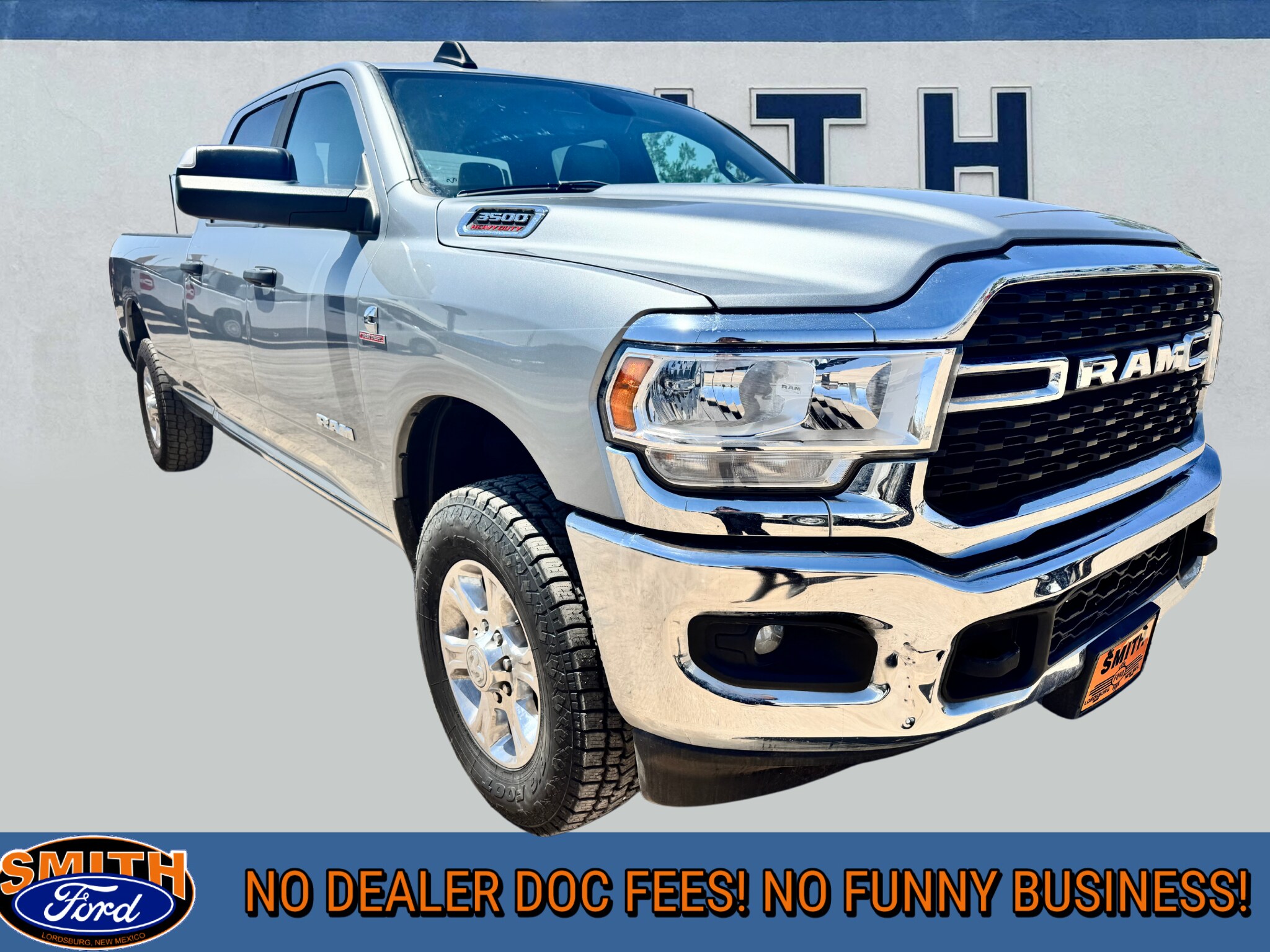 2022 Ram 3500 Big Horn photo 3