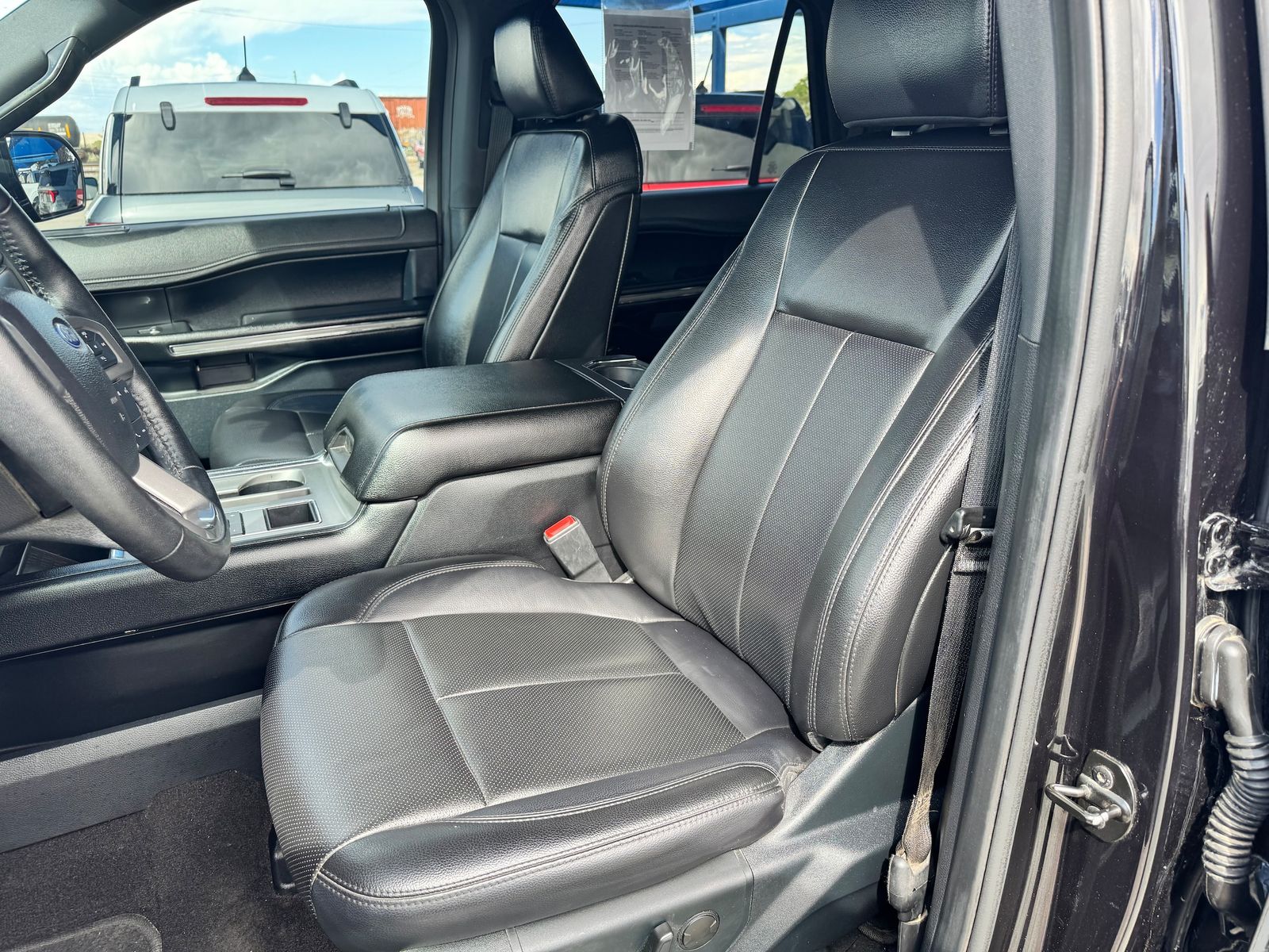 2021 Ford Expedition XLT - Photo 12