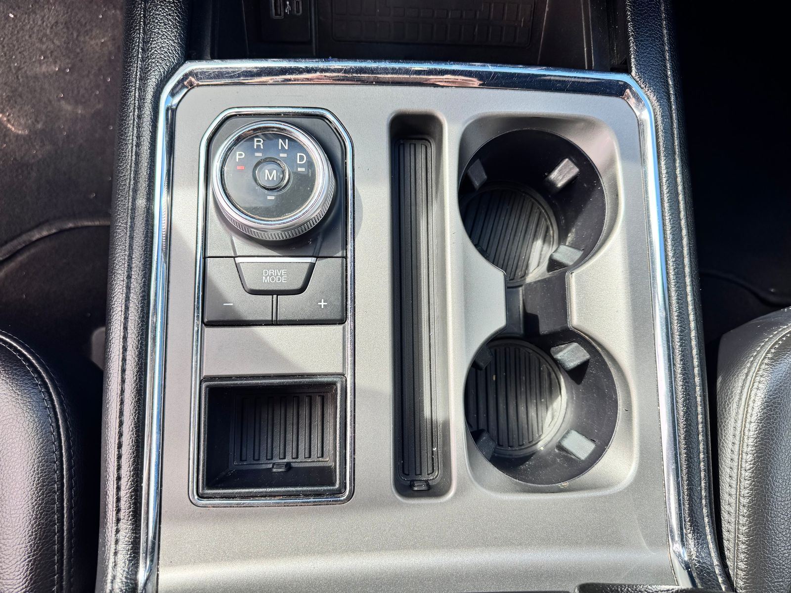 2021 Ford Expedition XLT - Photo 18