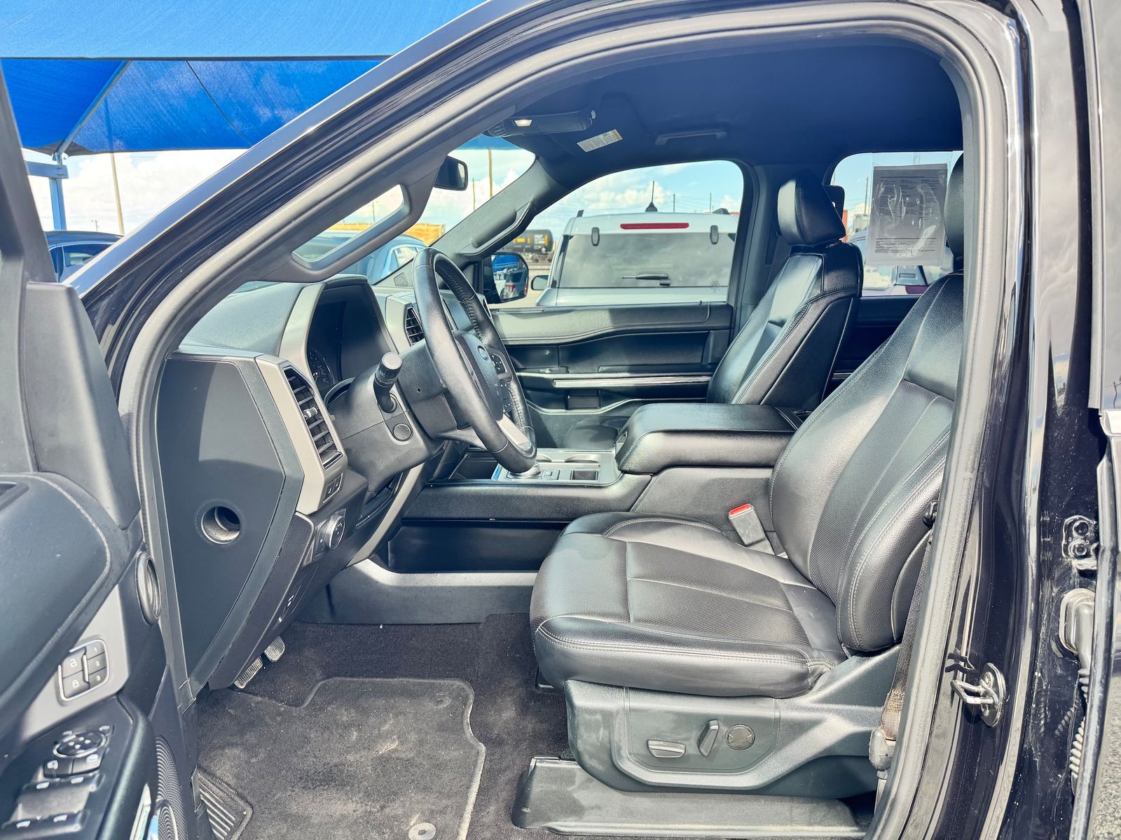 2021 Ford Expedition XLT - Photo 11