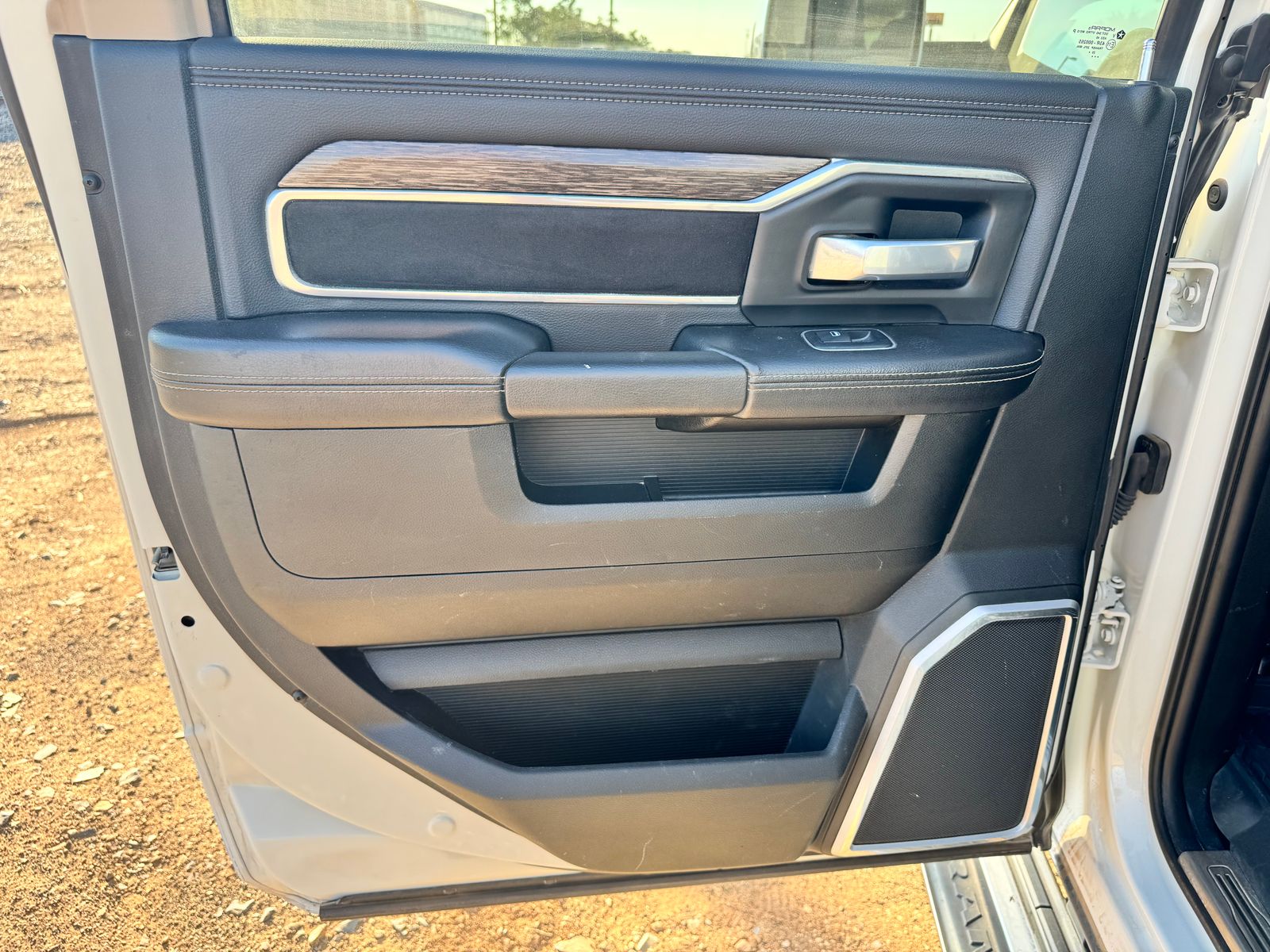 2021 RAM Ram 3500 Pickup Laramie - Photo 25