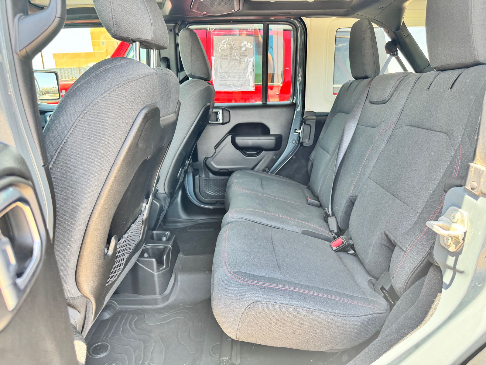 2024 Jeep Wrangler 4-Door Rubicon - Photo 24