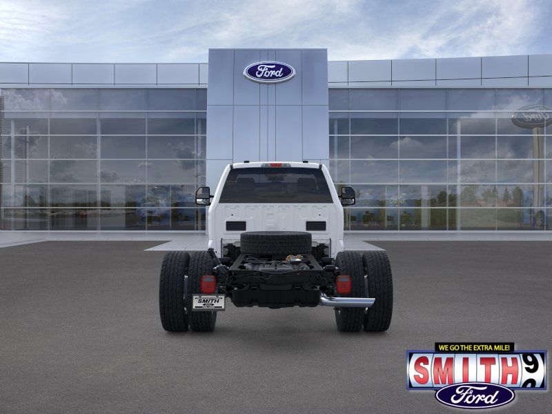 2025 Ford F-600 Super Duty Chassis Cab XL - Photo 6