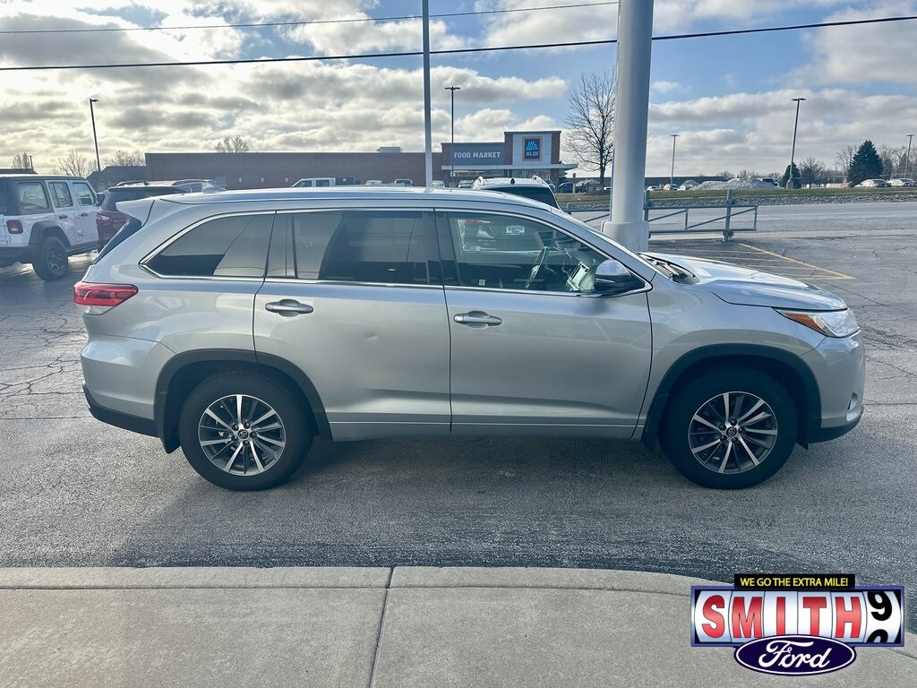 Used 2017 Toyota Highlander XLE SUV