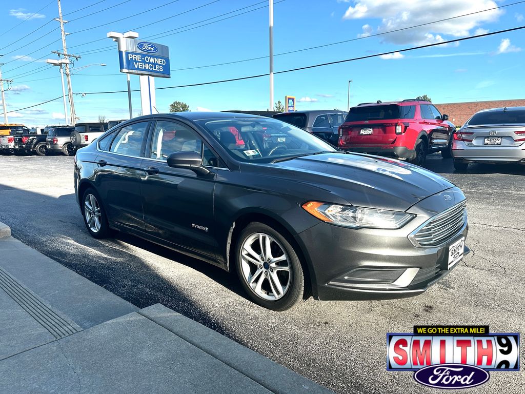 Certified 2018 Ford Fusion Hybrid SE with VIN 3FA6P0LUXJR261311 for sale in Lowell, IN