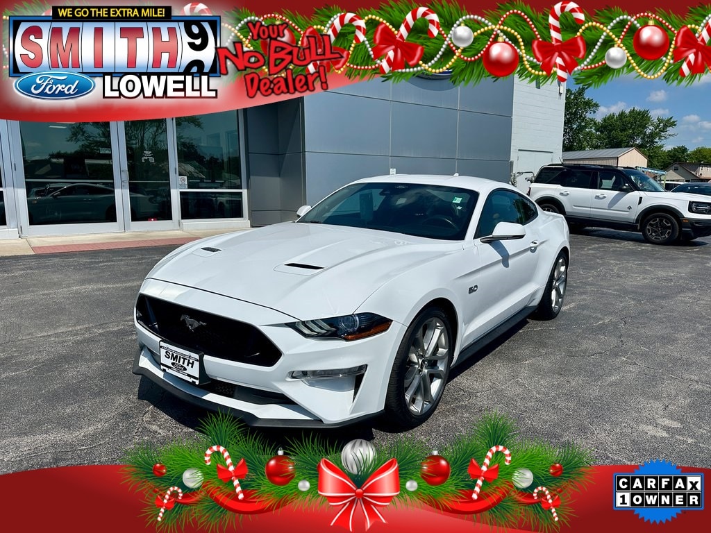 2023 Ford Mustang GT Premium's photo