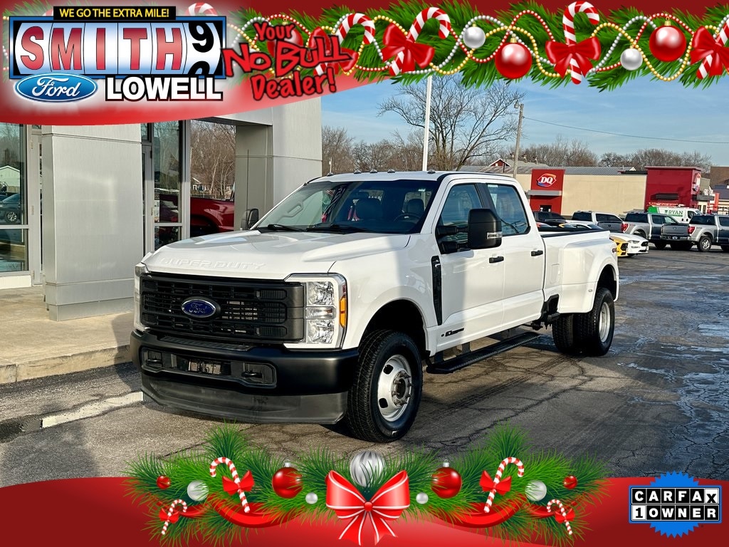 2023 Ford F-350 Super Duty XL's photo